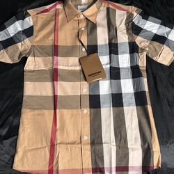 BURBERRY BUTTON UP SIZE M SLIM FIT