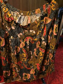 Pretty black and yellow red print skirt