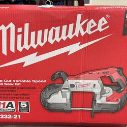 Milwaukee Band Saw Kit