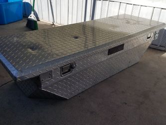 Duralast tool box with key asking 200 obo