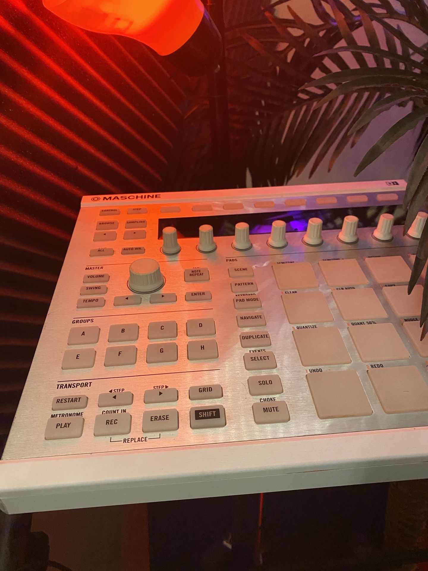 Native Instruments Maschine