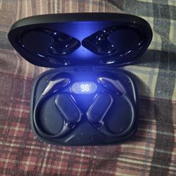 Q11 TWS Wireless Earbuds
