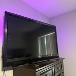 50 Inch VIZIO (non smart TV)