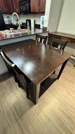 Dining Table With 4 Chairs