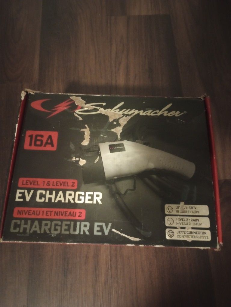 Schumacher 240 Volt 16 Amps 28ft Cord with Standard J1772 Connector EV Charger