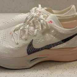 NIKE WOMEN'S NIKE ZOOMX VAPORFLY NEXT% 3