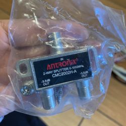 Antronix 2-way Splitter BRAND NEW AND SEALED
