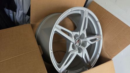 OEM Corvette C8 Wheels