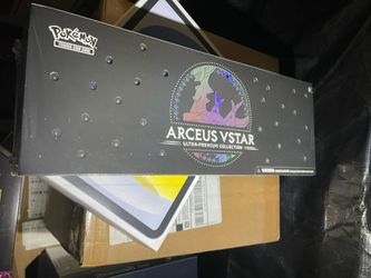 Arceus VStar Ultra Premium Collection