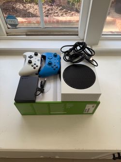 Xbox Series S Bundle
