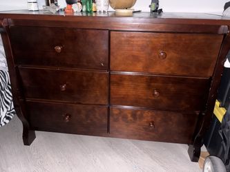 Wood Dresser
