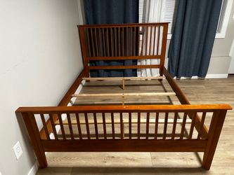Solid Wood Full Size Bed Frame – Good Condition