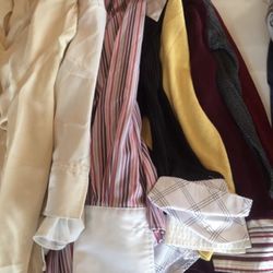 8pcs Womens Sweater/Blouse shirts in size small/petite $10 for all. Cash at pickup in Apex