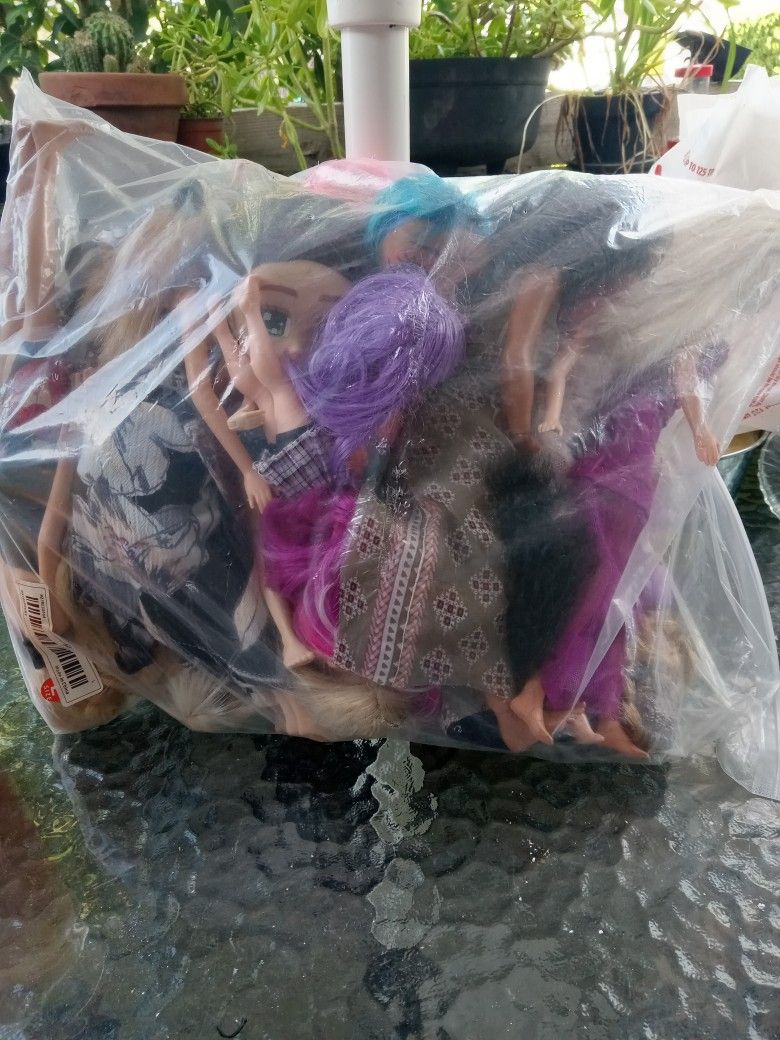 Bag Of Dolls