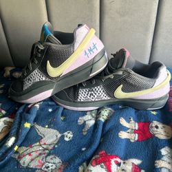 NIKE ja 1 Personal Touch
