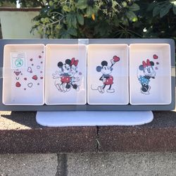DISNEY MICKEY & MINNIE MOUSE ECO FRIENDLY BAMBOO SERVING TRAY WITH FOUR DISHES