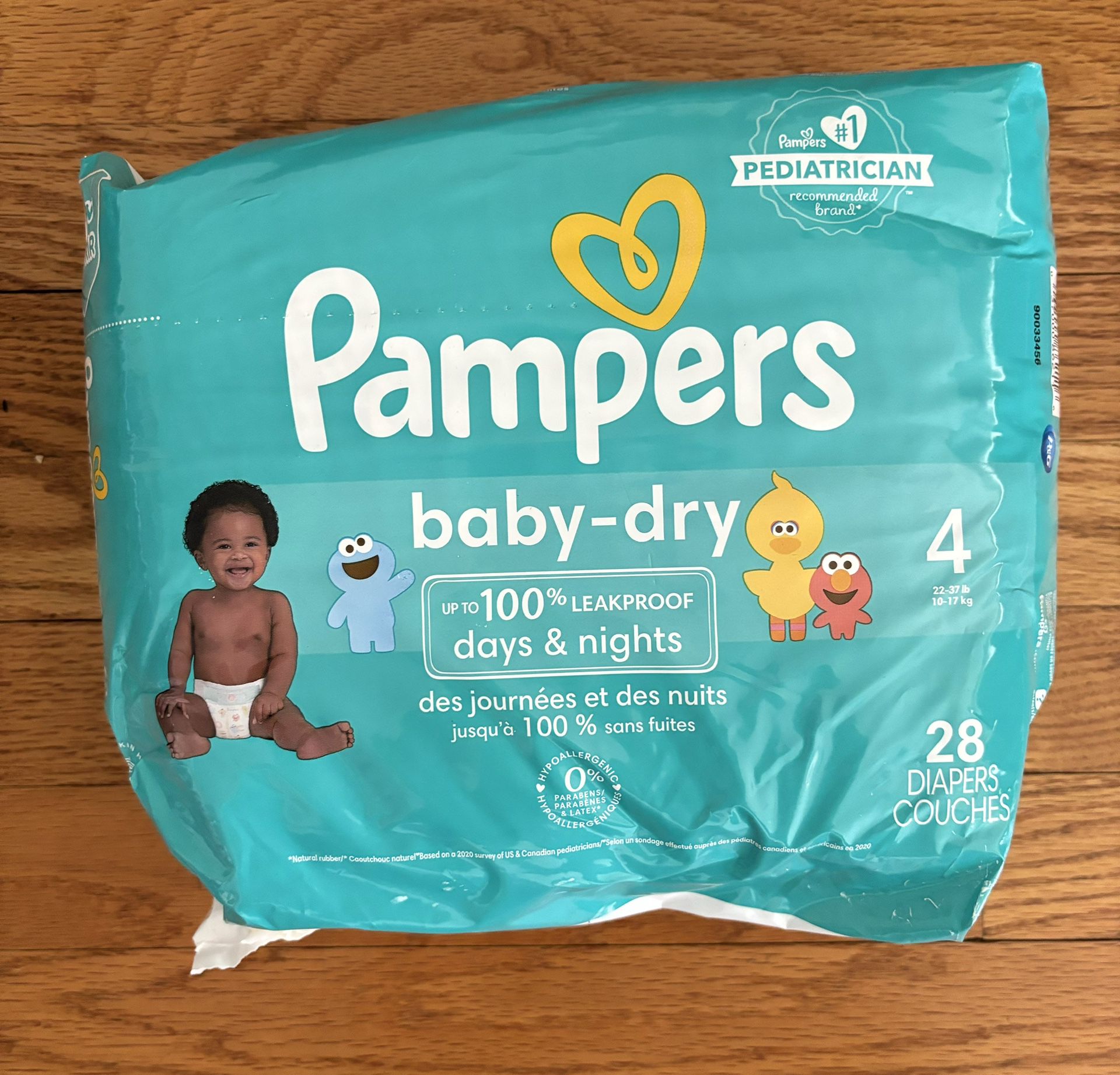 Pampers Baby Dry Diapers Size 4 (22-37lbs) New 28 Count