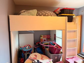 Kids bunk bed