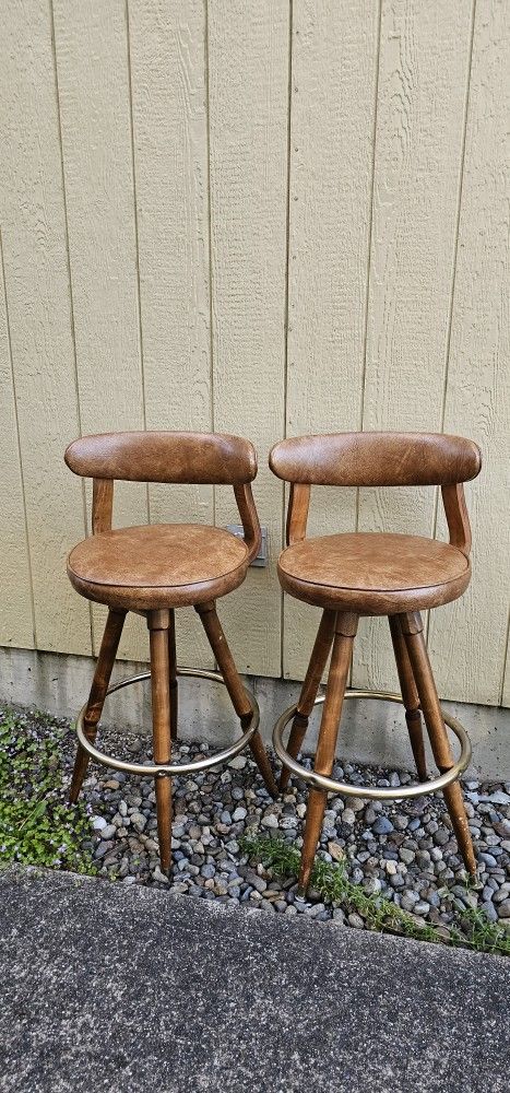 Vintage mid-century Calorator Swivel Bar Stools, by Calorator Bar Furniture