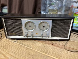 Monacor Deluxe AFC AM/FM Vintage Radio Model RE-780
