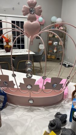 Crown For Bed