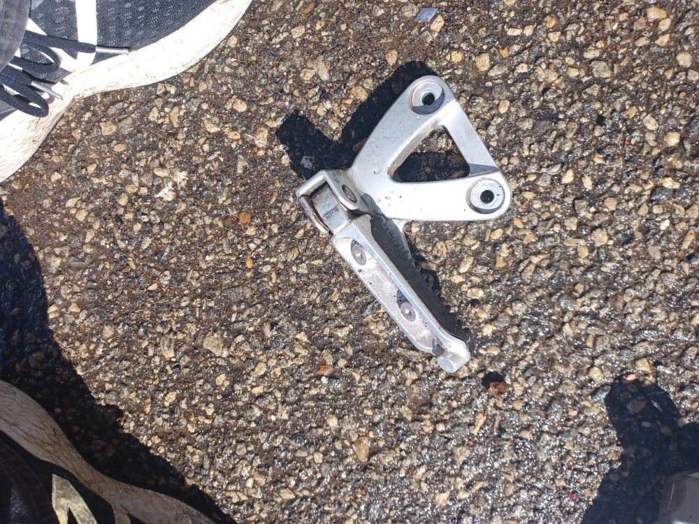 2003 Suzuki Katana Gear Shifter, And Foot Pegs