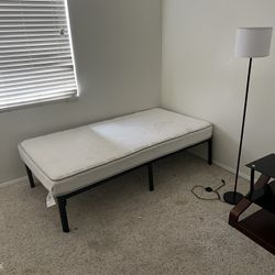 Free !! Twin Bed With Frame, 2 Lamps , 2 TV Stands