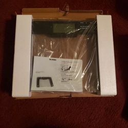 IDEAWORKS EXTRA WIDE TALKING SCALE 250KG/550lb