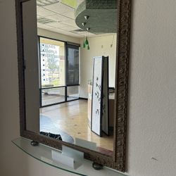 Salón Mirror 