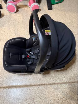 Graco SnugRide SnugLock LX Infant Car Seat