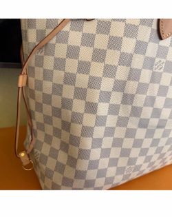 Louis Vuitton Neverfull