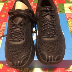 Womens Shoes