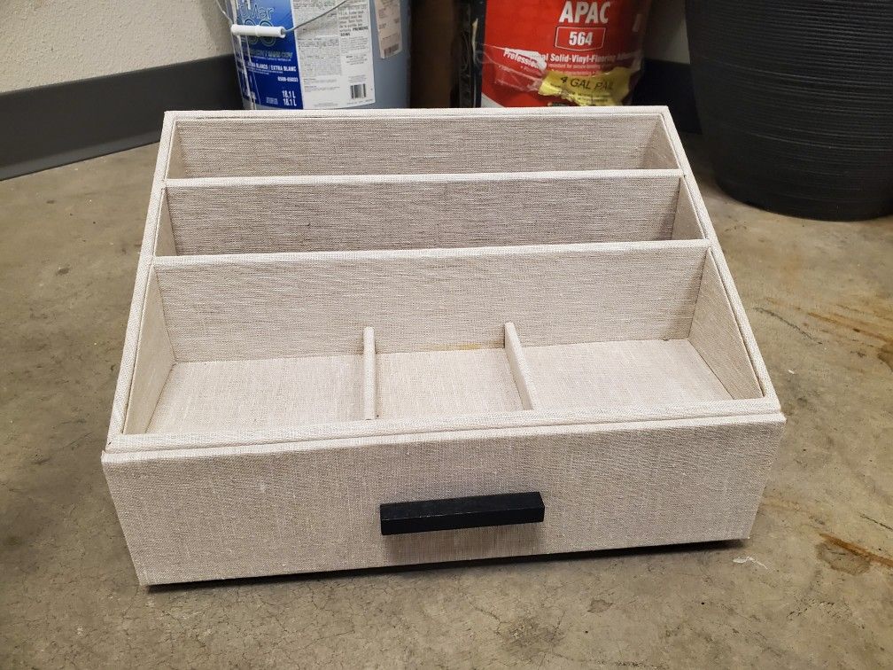 Desk Organizer 