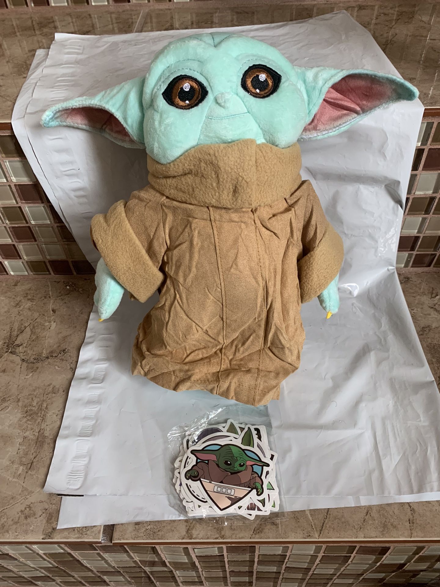 Baby Yoda Doll (Mandalorian ) 11 inch Plush Toy + Baby Yoda Stickers. NEW