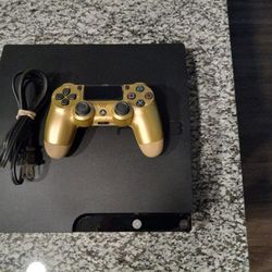 PlayStation 3 Console 1.5tb Loaded With Games Over 170 PS3/PS2 Games!!! $125.00
