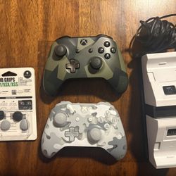 Xbox One Controller Lot of 2 With Rechargeable Batteries And Battery Charger