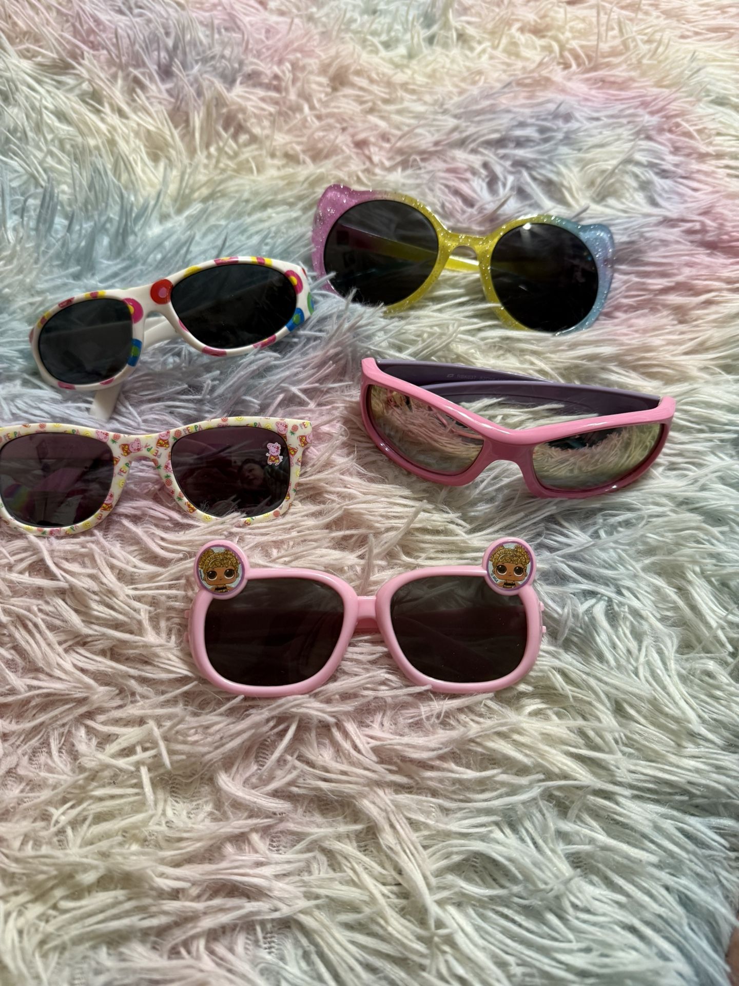 girl sunglasses