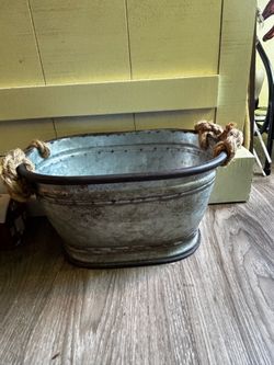12” metal bucket