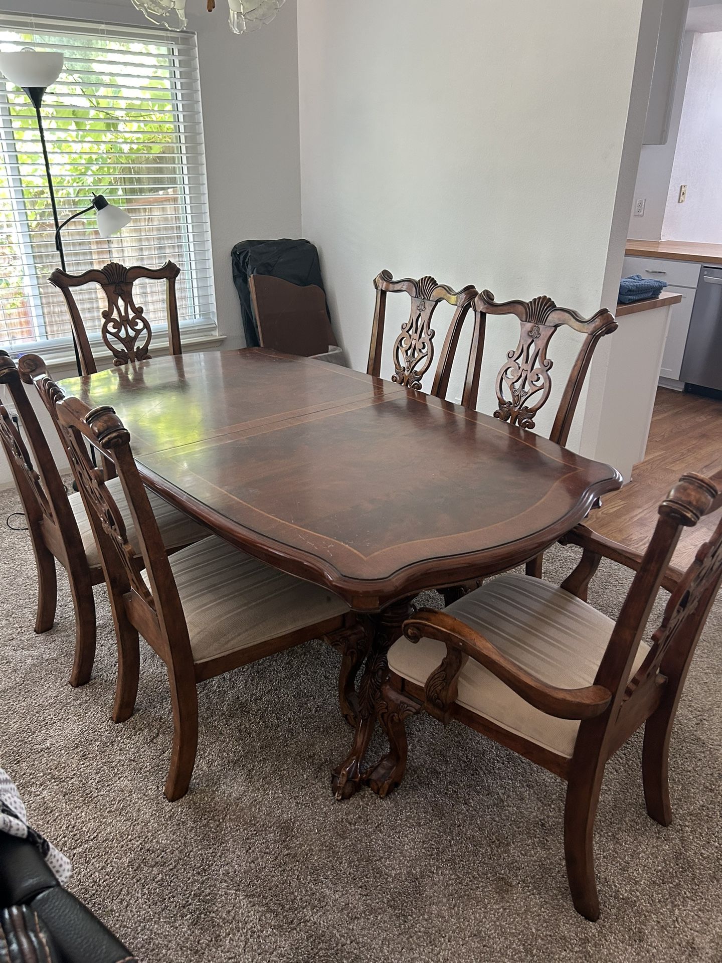 Chippendale-style Dining Table Set