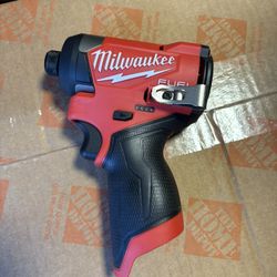 Milwaukee M12 Fuel 1/4” Impact Driver Brushless