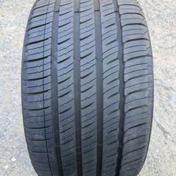 Michelin 255/35/18  (1) Tire