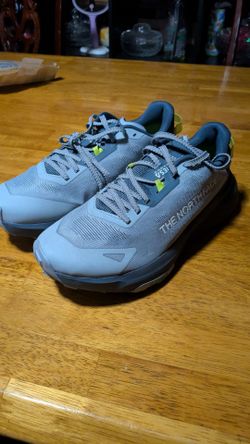 THE NORTH FACE
Altamesa 300 V2 size 9.5