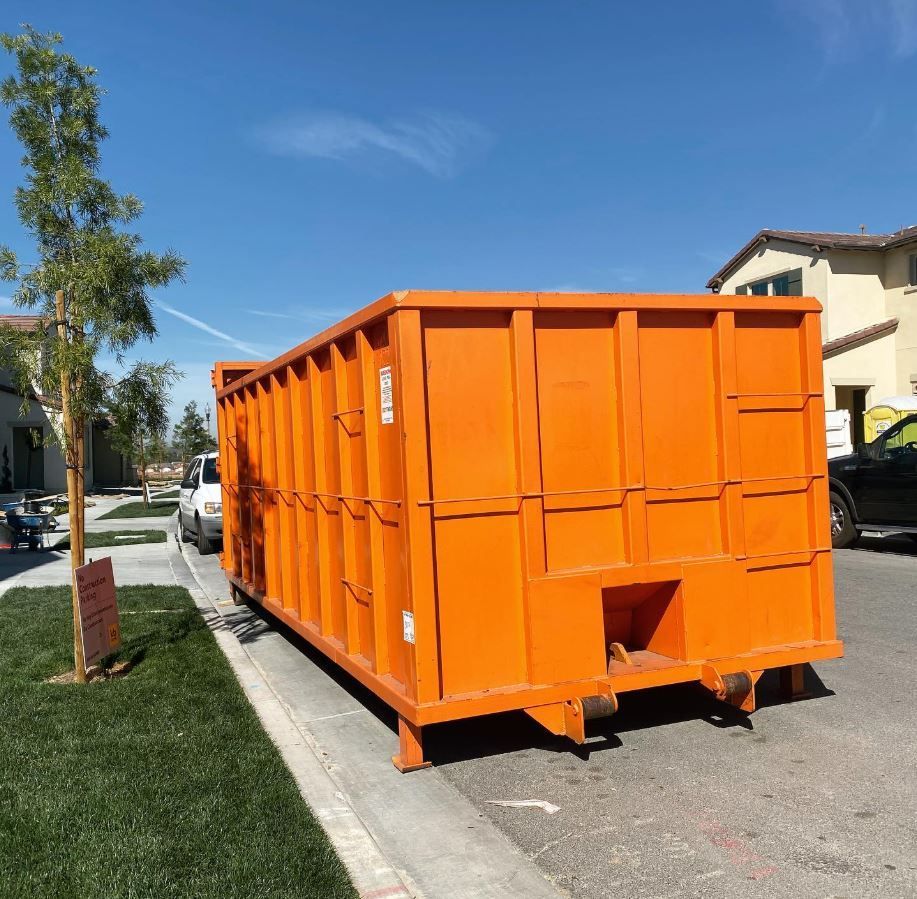 HOT SUMMER BIN DEAL β ONLY $500! Save $50 this week on our most popular 20-yard dumpster roll off bins containers!