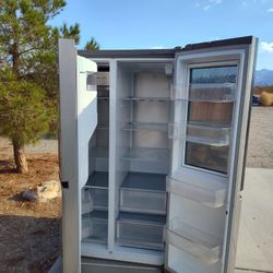 LG Refrigerator 