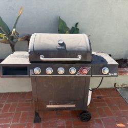 Dyno glo 6 Burner Bbq Grill. 