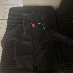 nike tech size small back