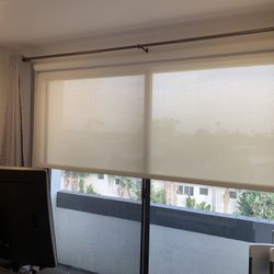 Roller Shade With Continuous Beaded Loop