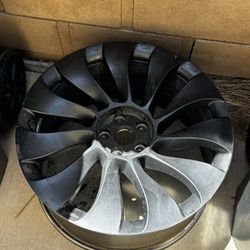 Tesla 21” Performance Wheel