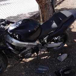 2000 Honda crp 600