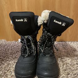 Women Kamik Boots 